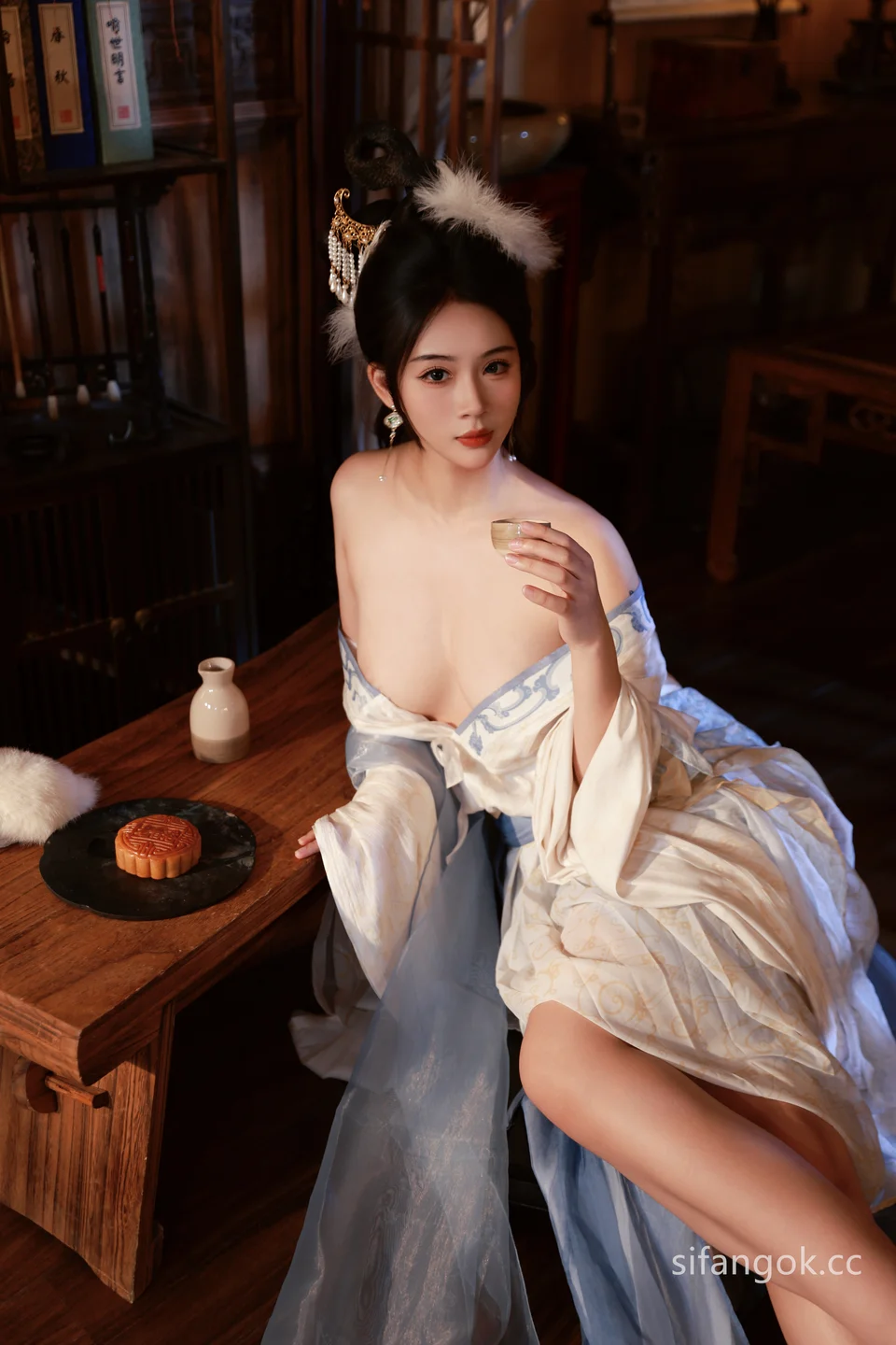 南乔 - 古装 [114P,3V-2.36GB] tg@simisebaisi 【丝足阁】040.webp